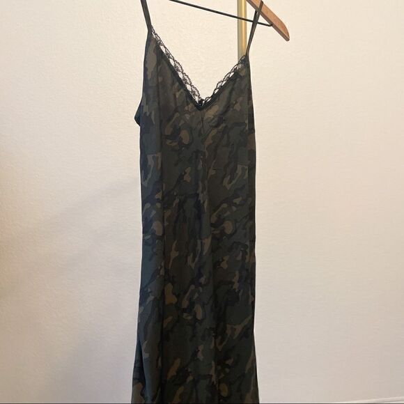 Wild Fable Camo Black Lace Midi Maxi Sip Dress NWT - Picture 3 of 8